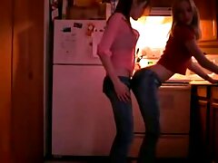 Striptease film video hot casalinghi con Sexy Prefetto Susi da LetsDoeIt